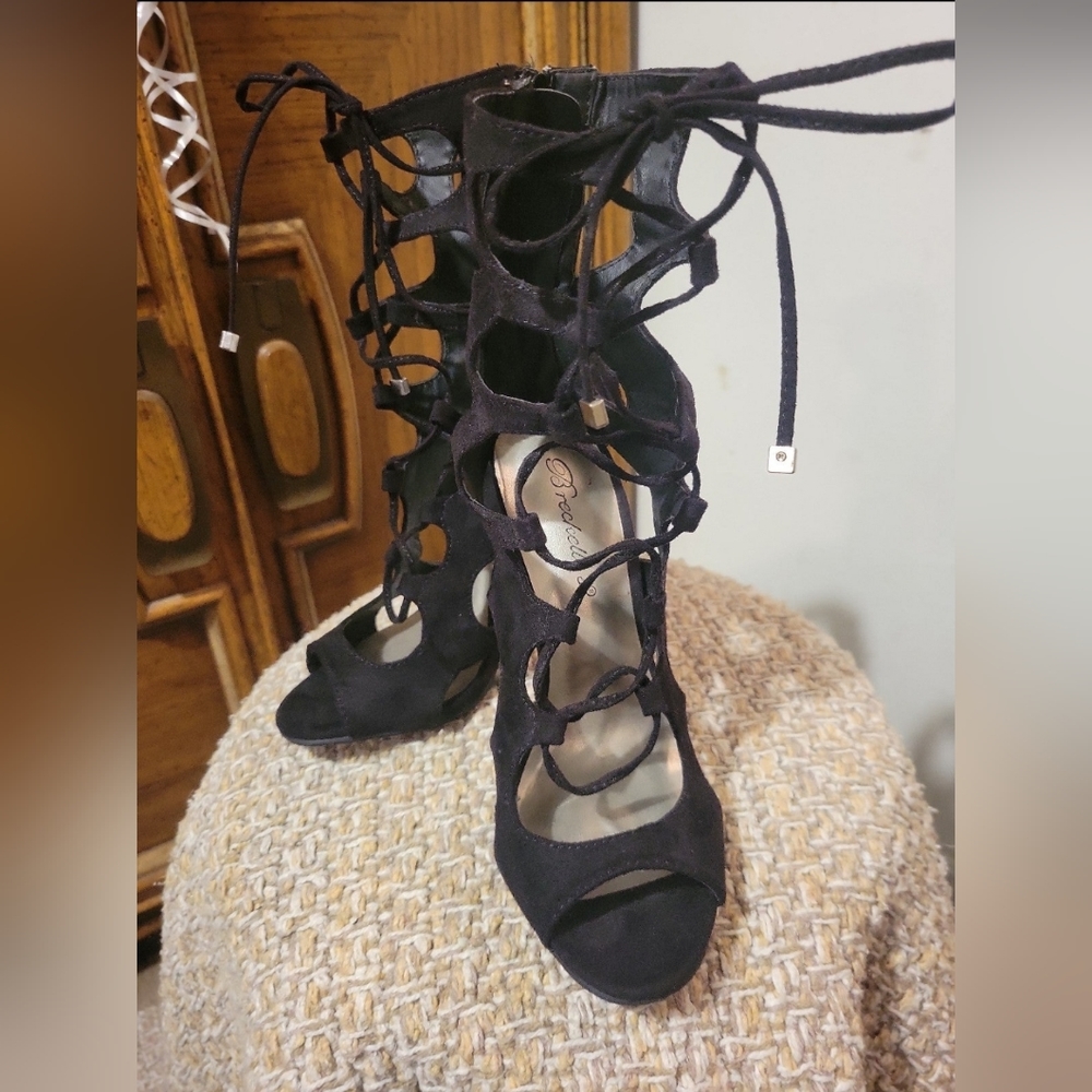 Gladiator Heels - Picture 2 of 4